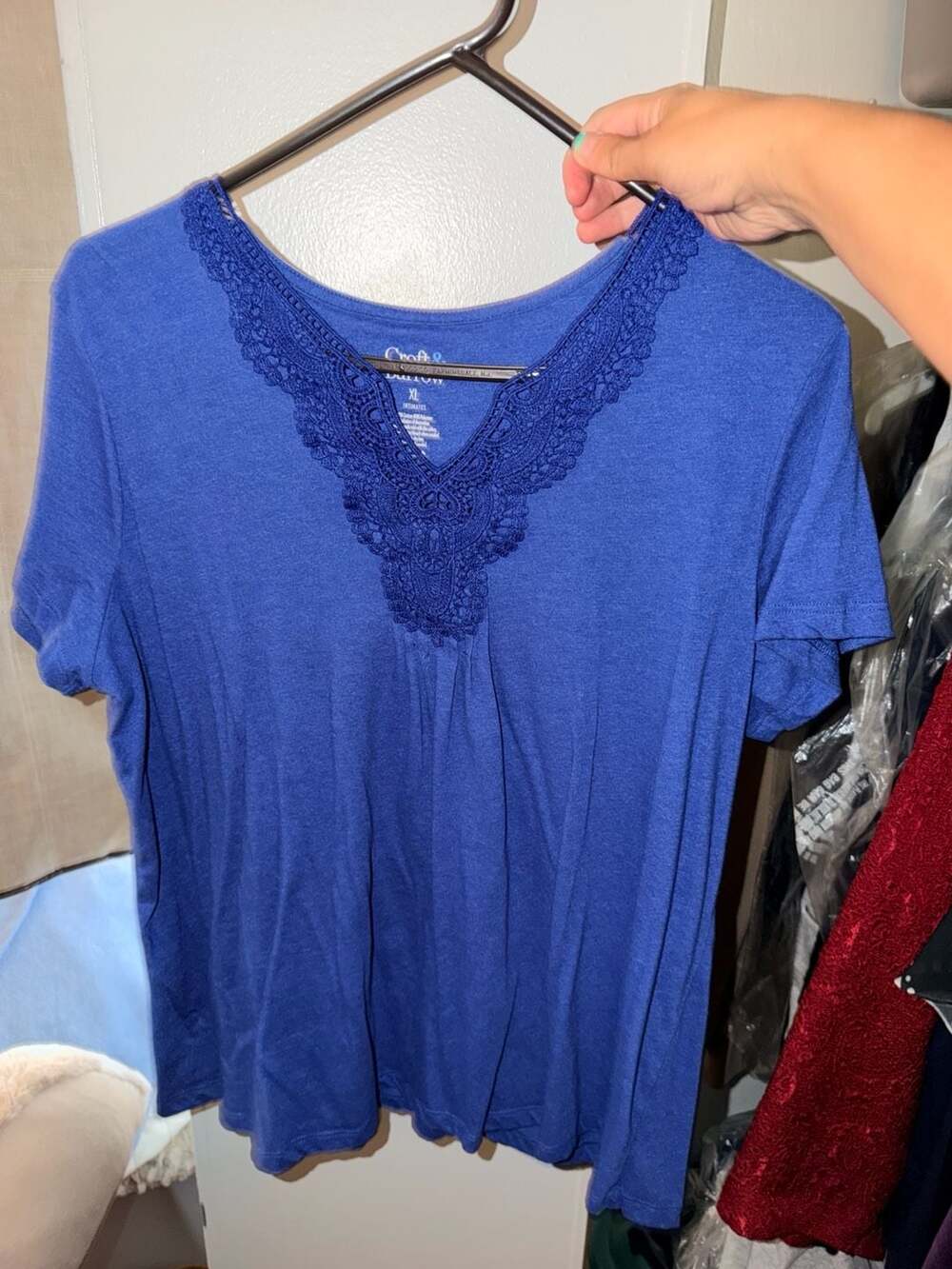 Croft & Barrow Lace Trim V-Neck T-Shirt Size XL Blue Short Sleeve Top - Picture 1 of 2